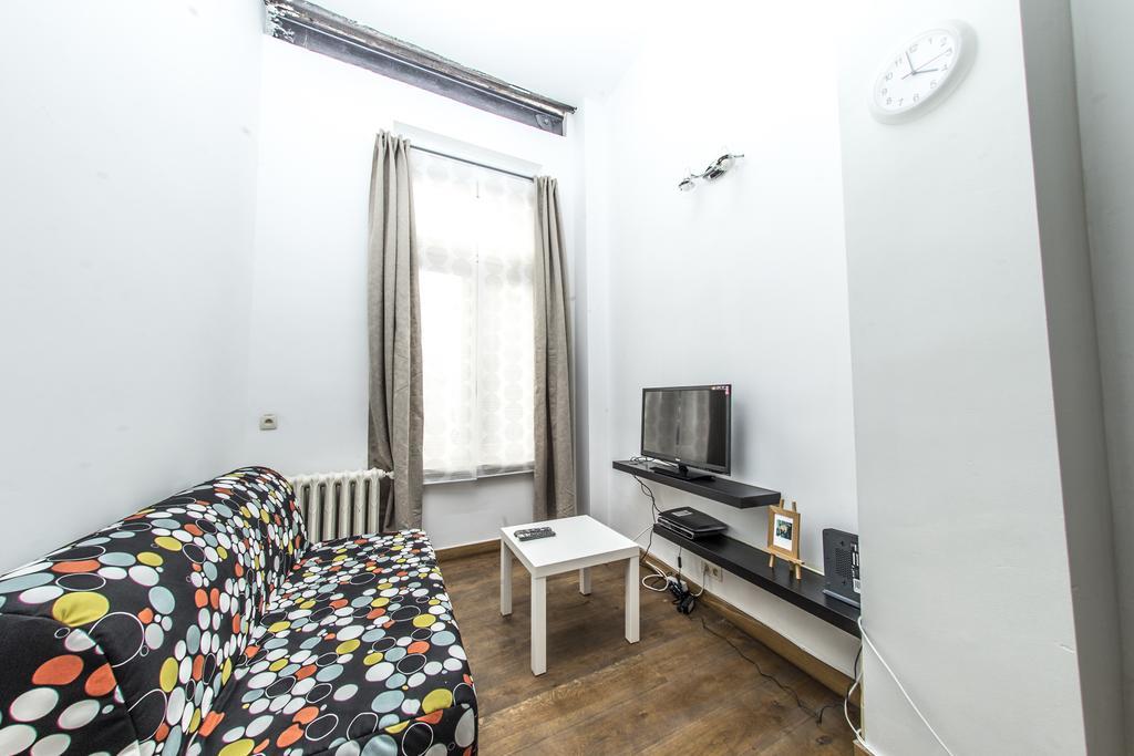 Rentbynight Aparthotel Bruxelas Quarto foto